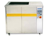 Solvent cleaning machine slot