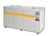 Four-slot solvent cleaning machine